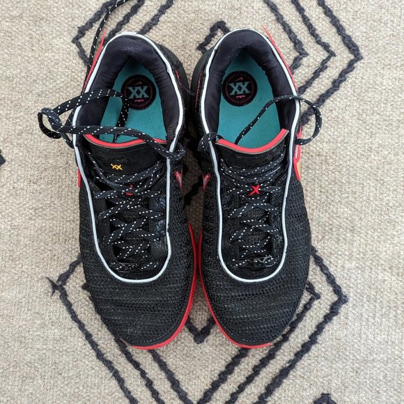 Nike Lebron XX - Picture 3 of 3